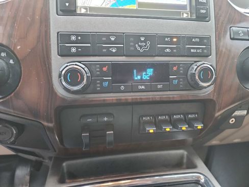 Used 2012 Ford F250 Lariat w/ Lariat Ultimate Pkg AWD/4WD image 30