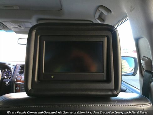 Used 2015 INFINITI QX80 2WD w/ Deluxe Technology Package image 37