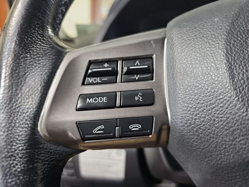 Used 2012 Subaru Outback 2.5i Limited w/ Moonroof Pkg AWD/4WD image 19