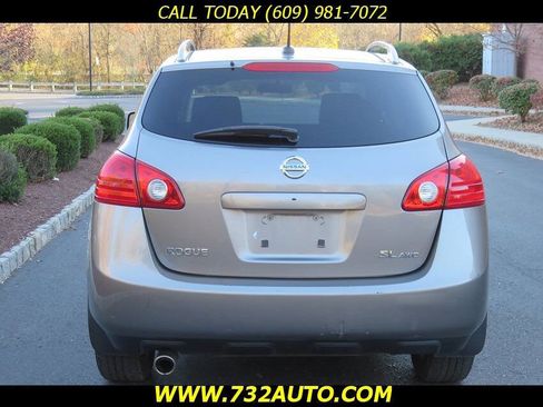 Used 2009 Nissan Rogue SL w/ Premium Pkg AWD/4WD image 38