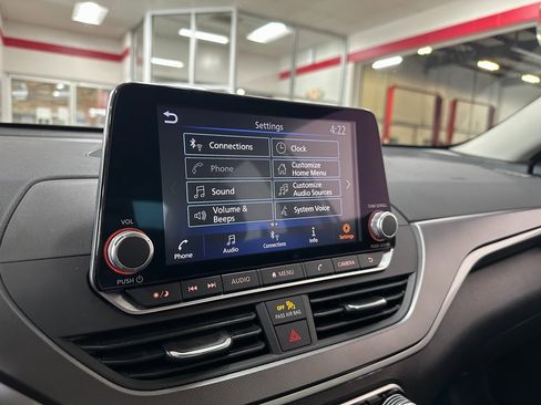 Used 2023 Nissan Altima 2.5 SR image 21