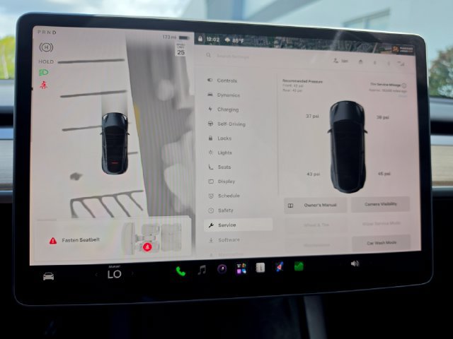 Used 2024 Tesla Model Y 2WD image 53