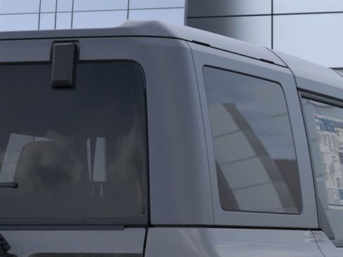 New 2025 Ford Bronco Badlands image 25