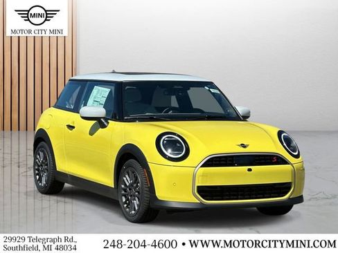 New 2026 MINI Cooper S image 1