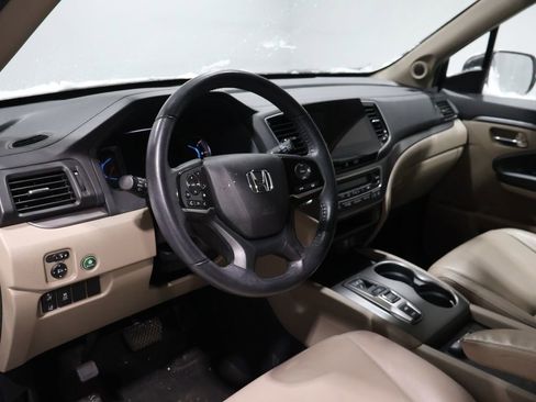 Used 2022 Honda Pilot EX-L image 17