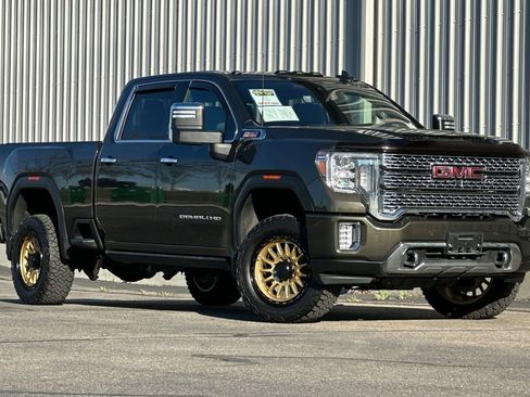 Used 2022 GMC Sierra 2500 Denali w/ Denali Ultimate Package AWD/4WD image 2