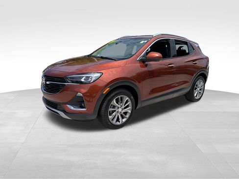 Used 2021 Buick Encore GX Essence w/ Advanced Technology Package FWD image 3