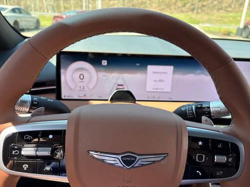 New 2026 Genesis GV70 2.5T Advanced image 24