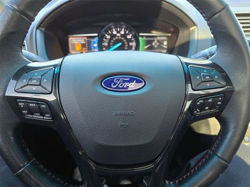 Used 2016 Ford Explorer Sport w/ Equipment Group 401A image 27