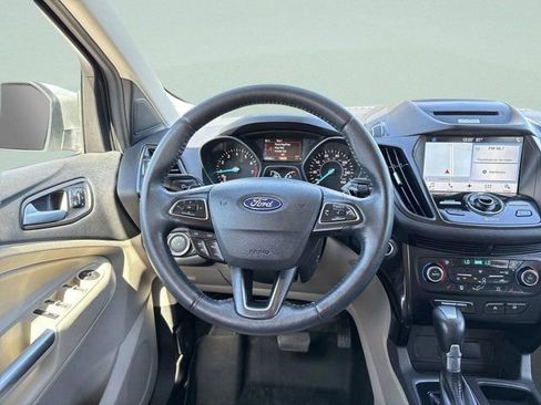 Used 2017 Ford Escape Titanium image 16