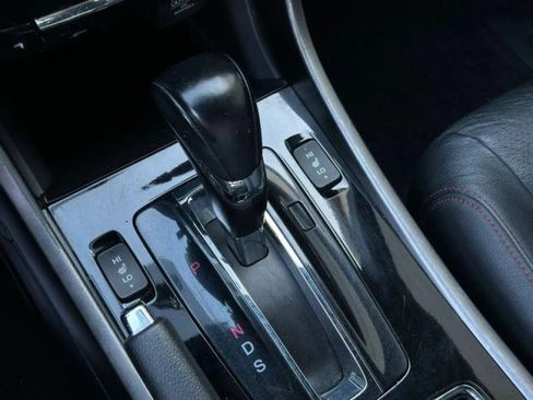 Used 2017 Honda Accord Sport Special Edition image 32