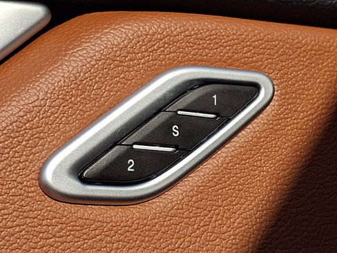 Used 2022 Maserati Levante Modena AWD/4WD image 27