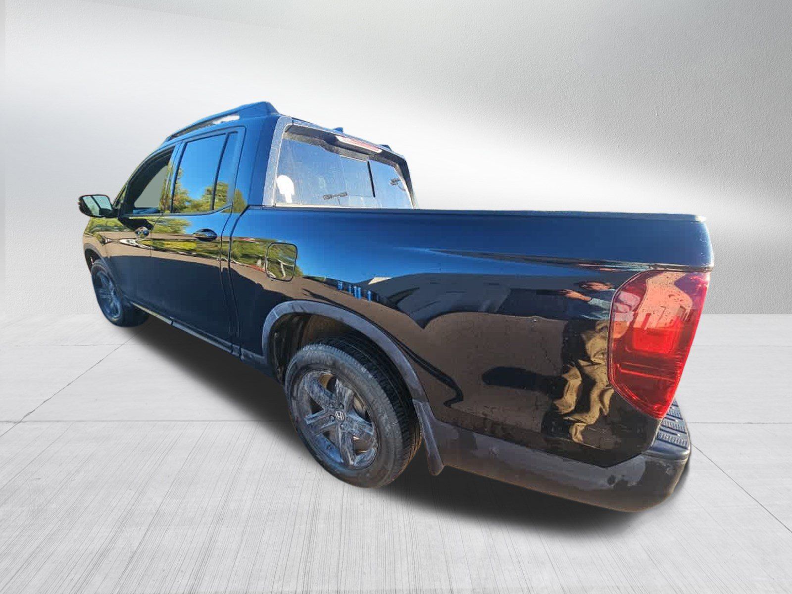 Used 2022 Honda Ridgeline Black Edition image 6