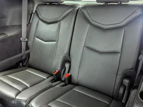 Used 2025 Cadillac XT6 Premium Luxury FWD image 18