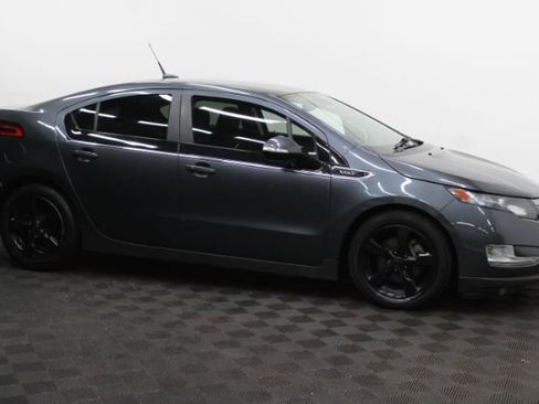 Used 2013 Chevrolet Volt w/ Comfort Package image 4