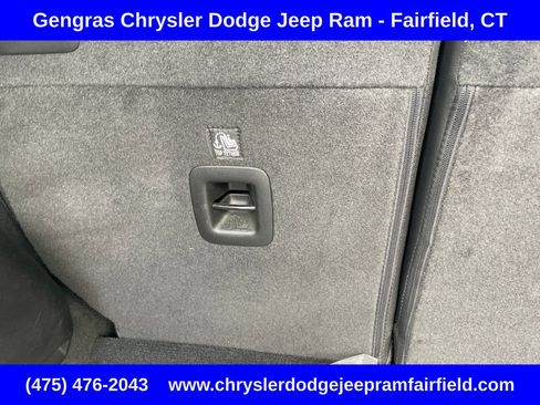 Used 2024 Jeep Wrangler Unlimited Sahara AWD/4WD image 34