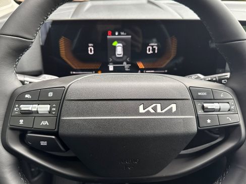 New 2026 Kia Sportage EX image 19