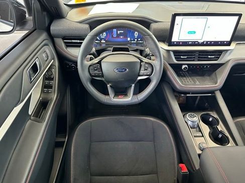 Used 2025 Ford Explorer ST w/ Sun And Sound Package AWD/4WD image 11