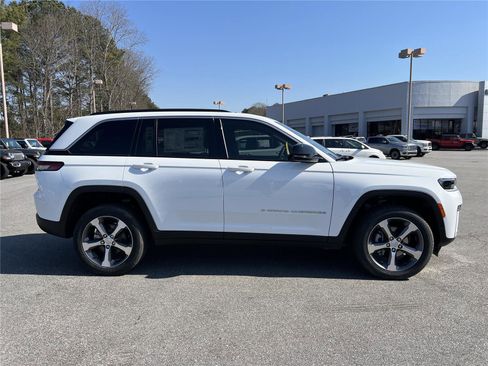 New 2026 Jeep Grand Cherokee Limited image 5