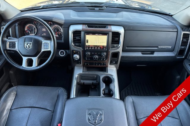 Used 2018 RAM 1500 Laramie w/ Convenience Group AWD/4WD image 17