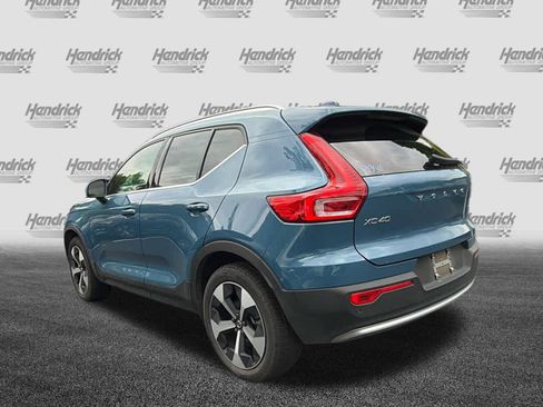 Used 2025 Volvo XC40 B5 Core AWD/4WD image 10