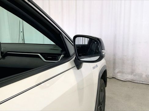 Used 2019 Toyota RAV4 XSE w/ Carpet Mat Package AWD/4WD image 11