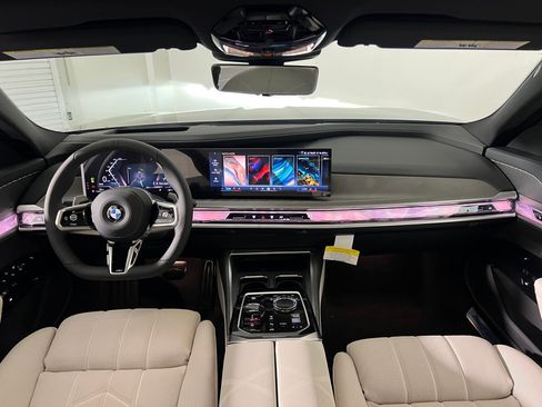 New 2026 BMW 760i xDrive w/ Executive Package image 16