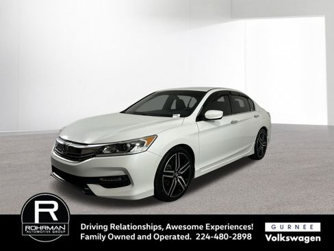Used 2017 Honda Accord Sport image 1