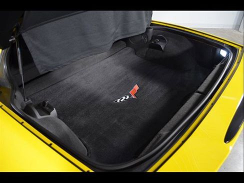 Used 2007 Chevrolet Corvette Coupe w/ Preferred Equipment Group image 16