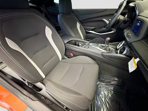 Used 2022 Chevrolet Camaro LT RWD image 14