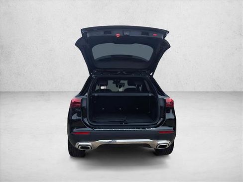 Certified 2025 Mercedes-Benz GLA 250 image 6