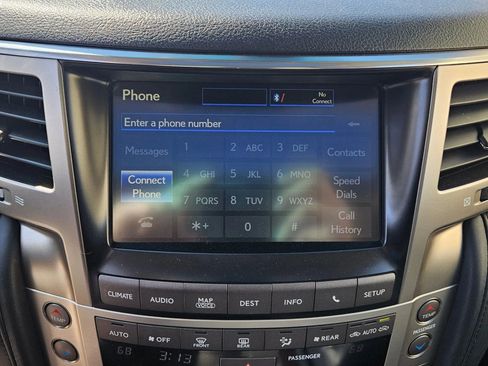 Used 2014 Lexus LX 570 4WD image 29