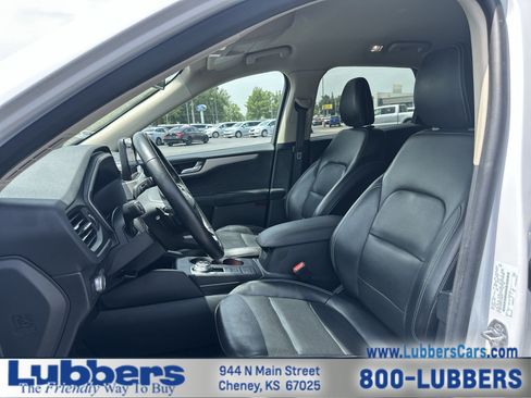 Used 2020 Ford Escape SEL AWD/4WD image 11