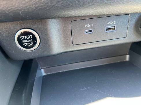 Used 2023 Nissan Rogue S FWD image 21