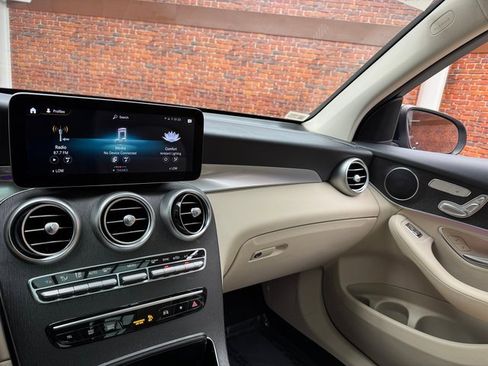 Certified 2022 Mercedes-Benz GLC 300 GLC 300 w/ Premium Package Lite image 17