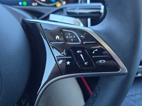 Used 2025 Mercedes-Benz E 350 Sedan image 34