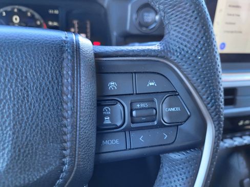 Certified 2025 Toyota Tacoma SR5 image 25