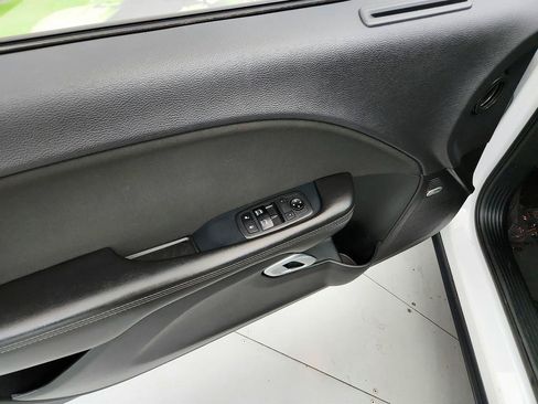 Used 2018 Dodge Challenger R/T Scat Pack RWD image 20