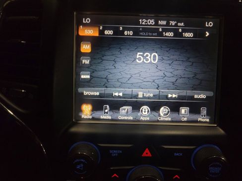 Used 2017 Jeep Grand Cherokee Altitude AWD/4WD image 25