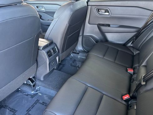 New 2026 Nissan Rogue SV image 9
