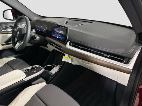 New 2026 BMW X1 xDrive28i w/ Convenience Package AWD/4WD image 31
