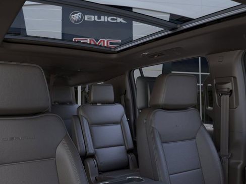 Used 2024 GMC Yukon XL Denali w/ Advanced Technology Package RWD image 24