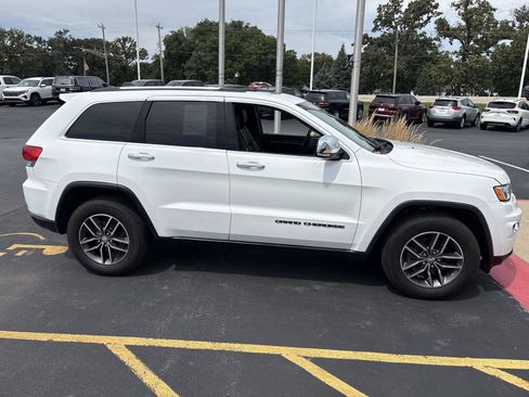 Used 2018 Jeep Grand Cherokee Limited w/ Trailer Tow Group IV AWD/4WD image 4