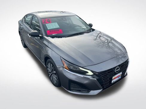 Certified 2024 Nissan Altima 2.5 SV image 33