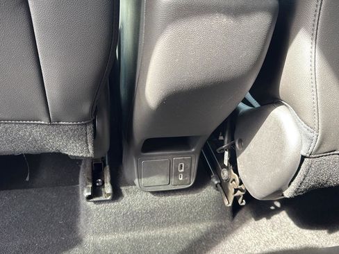 Used 2024 Buick Encore GX Preferred FWD image 22