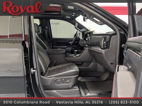 Used 2023 GMC Sierra 1500 AT4X image 8