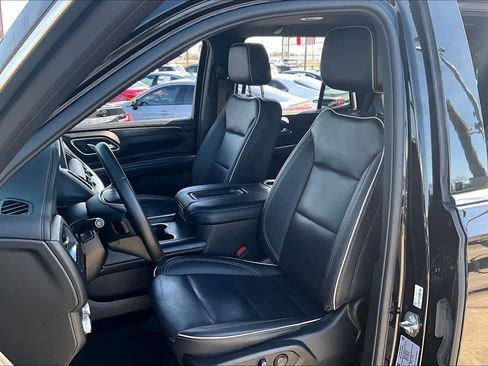 Certified 2024 GMC Yukon SLT image 8