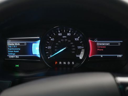 Used 2016 Ford Explorer XLT w/ Equipment Group 202A image 27