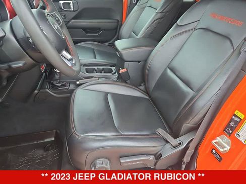 Used 2023 Jeep Gladiator Rubicon w/ LED Lighting Group AWD/4WD image 17
