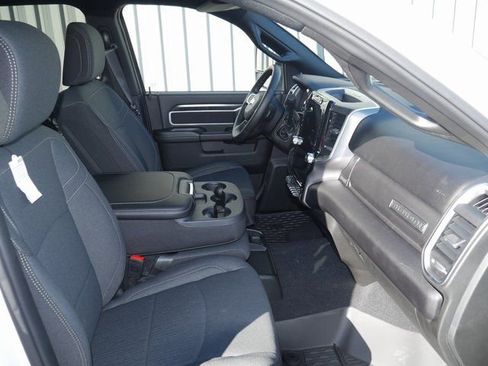 Used 2024 RAM 2500 Big Horn w/ Night Edition AWD/4WD image 20